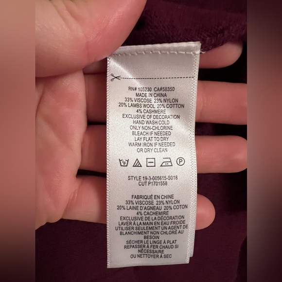 NWOT Equipment sweater - Picture 3 of 6